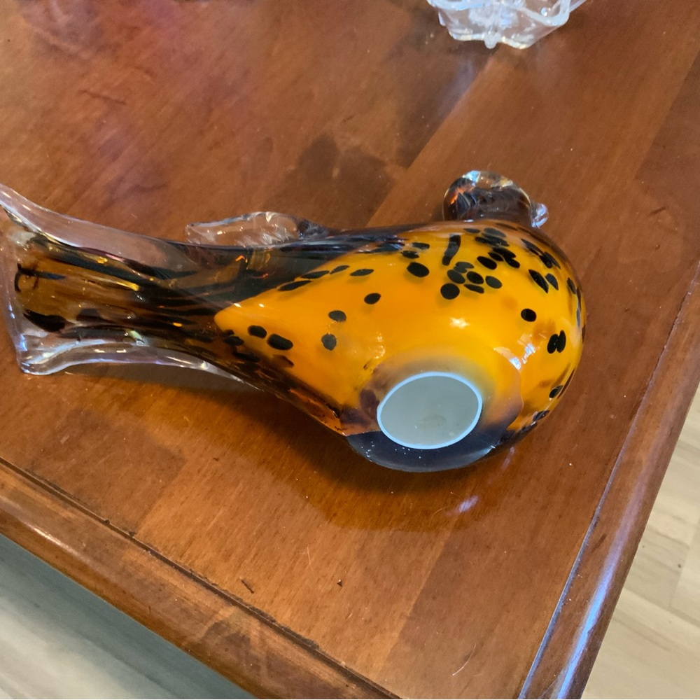 Vintage Glass Bird Figurine in Amber and Black - Picture 3 of 5